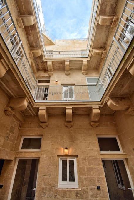 Vallettastay Old Lodge Apartment 4 Valeta Exterior foto